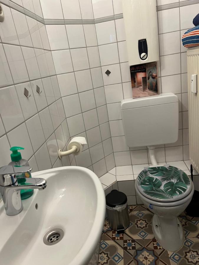 Private Schlafzimmer Mit Wc Dusche Мёнхен-Гладбах Экстерьер фото